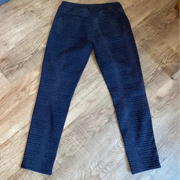 Eric Women's Black Snake Skin Textured Skinny Stretchy Jeans Pants Plus Size 10 - Picture 5 of 10